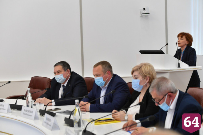 Роман Бусаргин призвал повысить качество медпомощи саратовцам