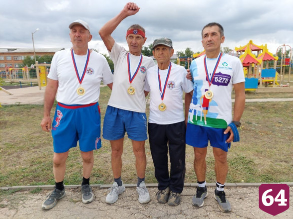 Под Саратовом 74-летний морж пробежал марафон