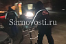 В Саратове из горящего люка вытащили мужчину