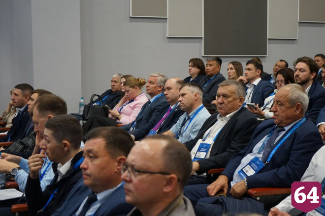 Саратовским дорожникам рассказали о применении ИИ при содержании трасс