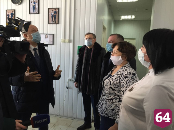 В Саратовской области к 8 Марта выпустили коллекцию одежды для медиков