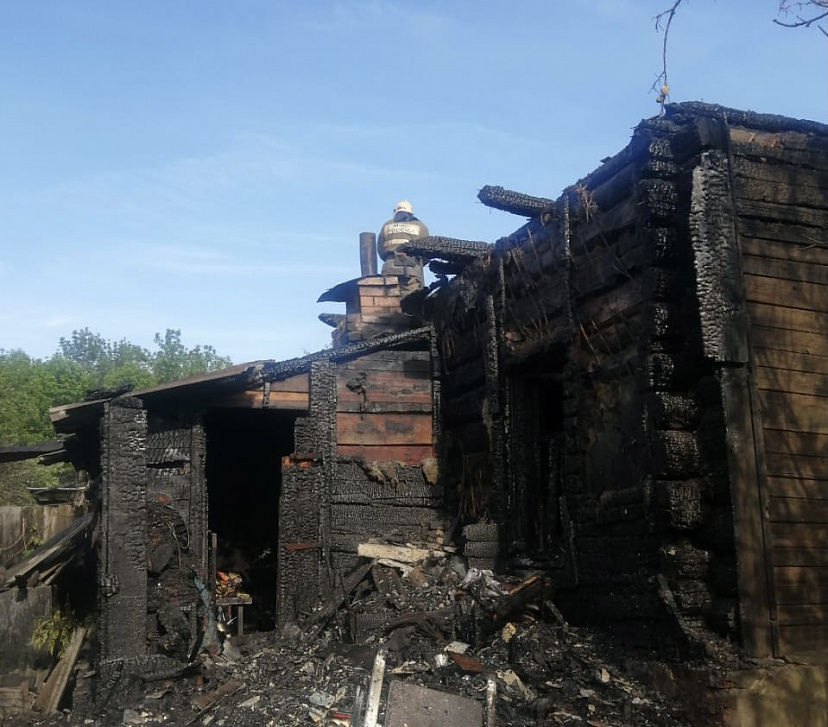 В горящем доме на Тургенева пострадала женщина