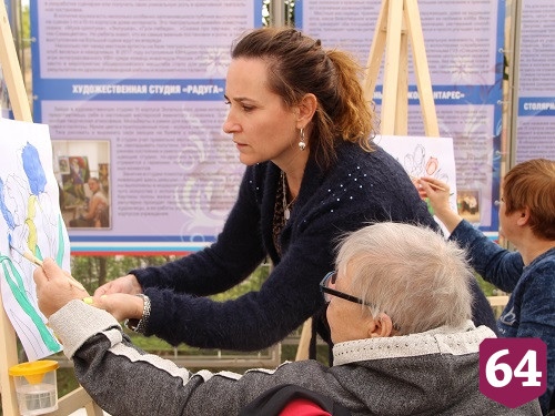 В Энгельсском доме-интернате отметили День пожилого человека 
