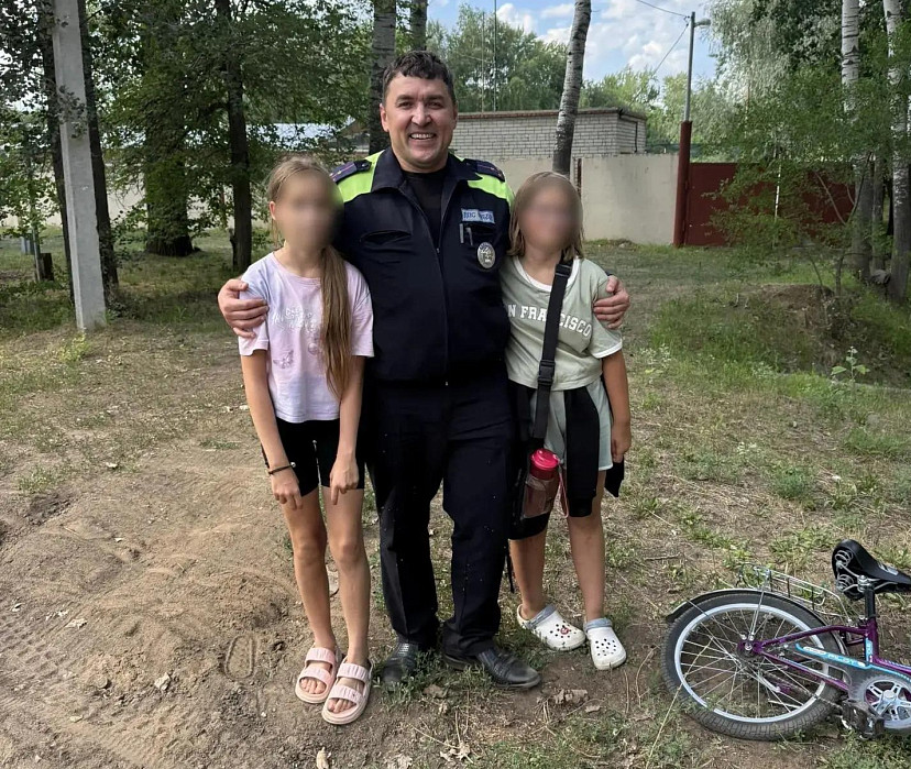 В Энгельсе две 11-летние велосипедистки заблудились в лесопарке