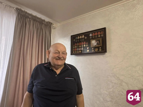 В Саратове «трижды» полковник и библиотекарь отметили золотую свадьбу 