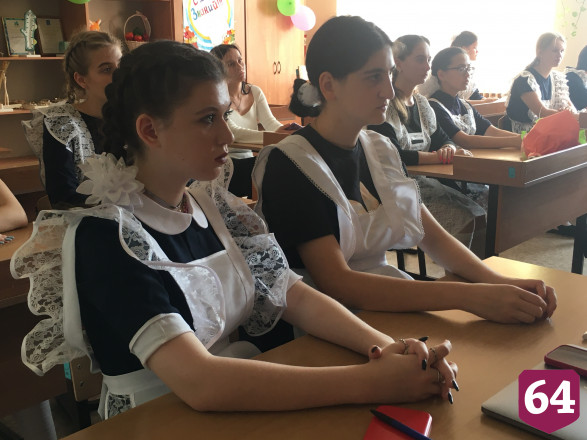 Саратовским школьникам предложили стать врачами по целевым направлениям
