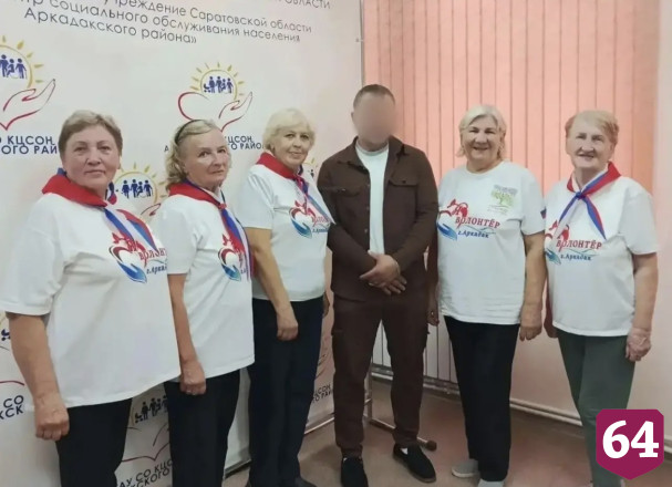 Саратовский боец СВО рассказал школьникам о важности крепкой семьи