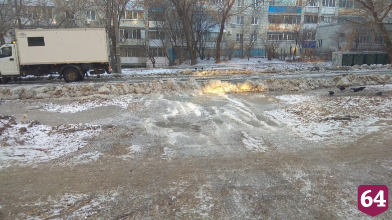 Саратовец рассказал о транспортном коллапсе из-за коммунальной аварии