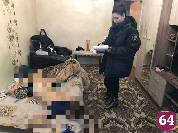 В квартире на Азина нашли мертвого мужчину с проломленным черепом 