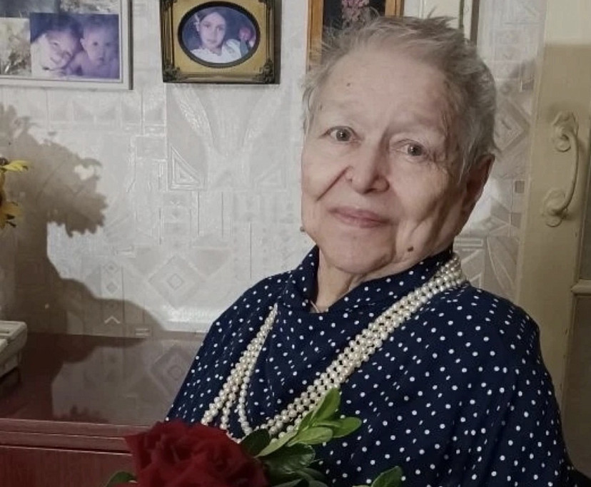 В Саратове отметила 90-летие бывший директор госархива 