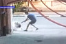 Нападение на женщину в Энгельсе ради цепочки попало на камеры