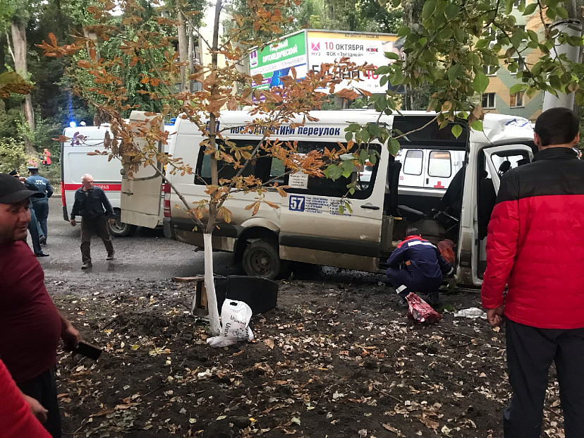 Бастрыкин взял на контроль расследование аварии с маршруткой в Саратове