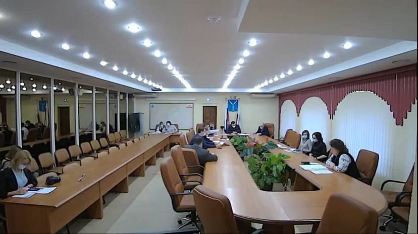 В Саратове разработали комплексный подход к заключению соцконтрактов