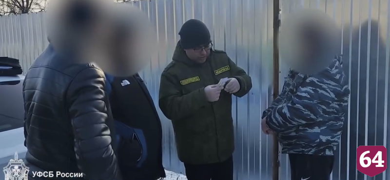 Под Саратовом начальника отдела участковых осудят за мошенничество