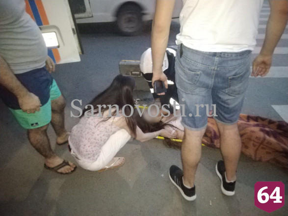 В центре Саратова девушка сломала бедро в ДТП