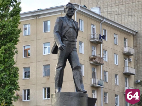 Саратовцы прогуляются по набережной с экскурсоводом