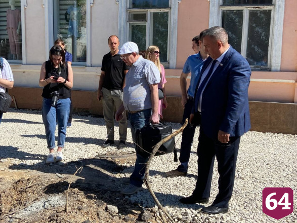 Жители Саратова оценили ремонт тротуаров на улице Яблочкова 