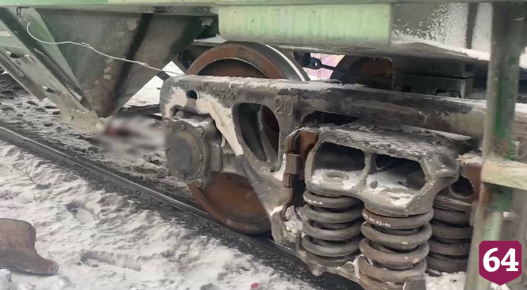 В Саратове пенсионер после ссоры с дочерью попал под поезд