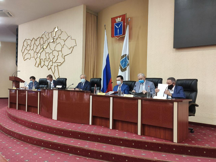 Губернатор попросил дольщиков поверить саратовским чиновникам  