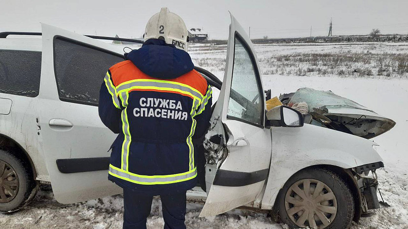 Четыре человека погибли в ДТП на саратовской трассе