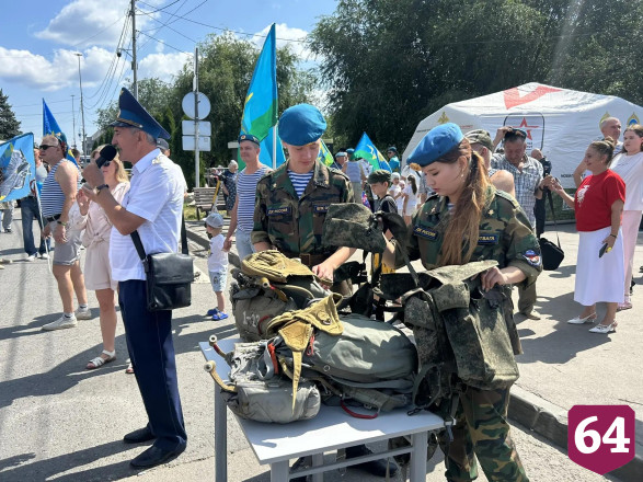 Саратовские десантники отметили 96-ю годовщину образования ВДВ 