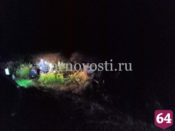 Пьяный юноша опрокинул легковушку с приятелями на трассе 