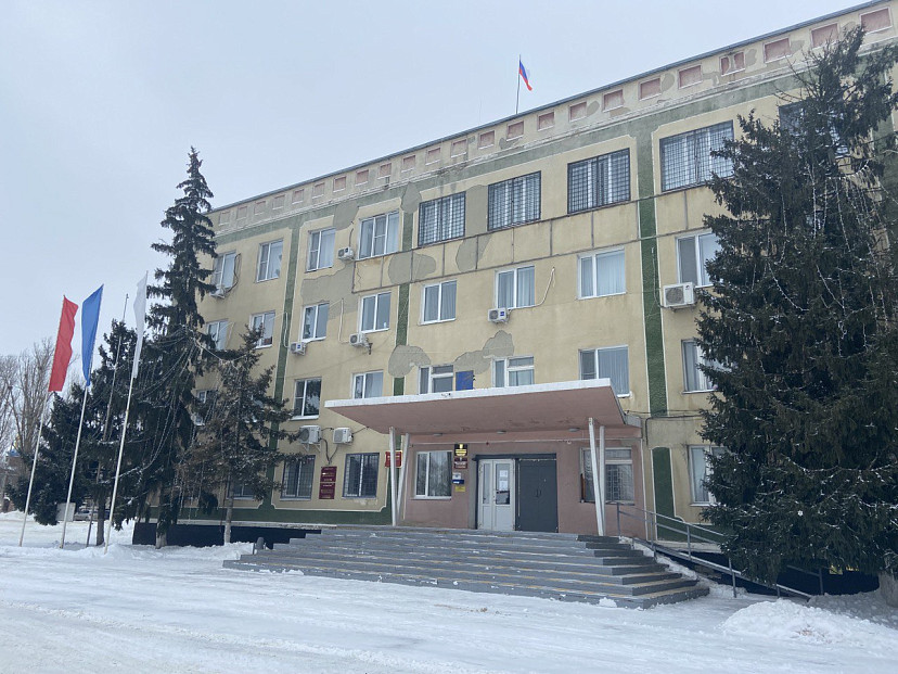 Водитель внедорожника вылетел на перекресток и погубил байкера в ДТП