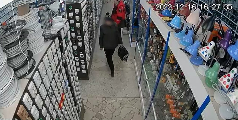 Рецидивист украл из магазина сварочный аппарат и попался