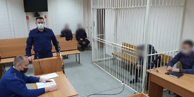 Саратовца осудят за попытку застрелить двух мужчин 