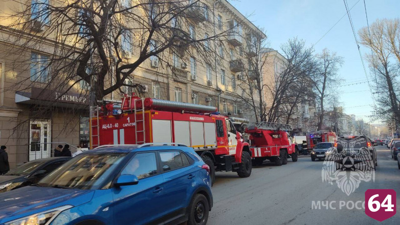 В центре Саратова сгорел свадебный бутик