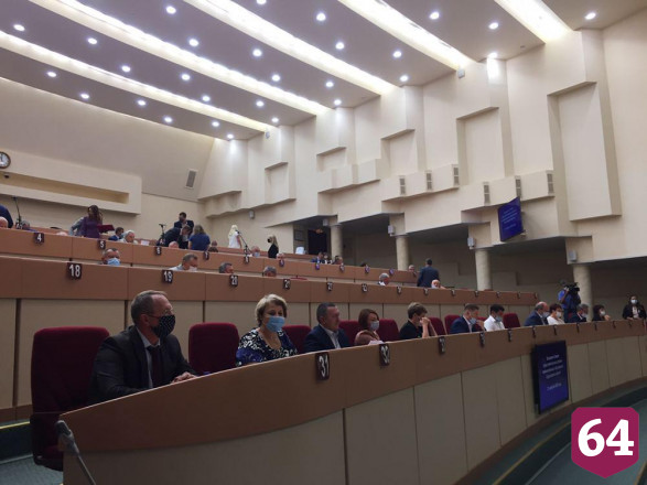 Муниципалитеты обвинили в бездействии по отношению к сиротам