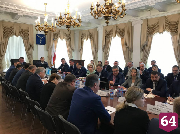 Саратовских чиновников накажут после нападения собак на женщину и ребенка