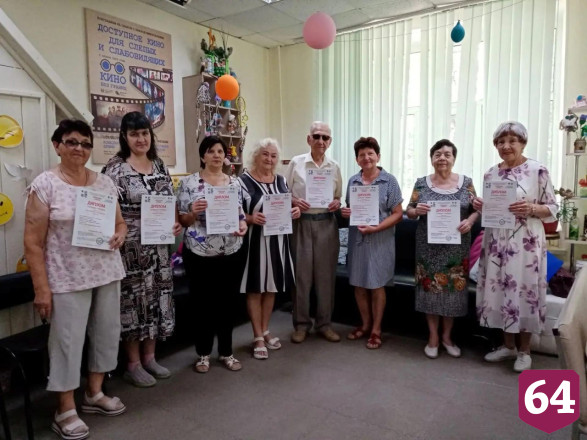 Пенсионеры из Саратовской области отличились на вокальном конкурсе в Волгограде