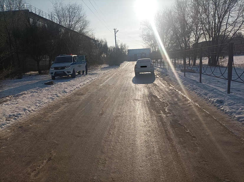 Под Саратовом «Приора» сбила женщину