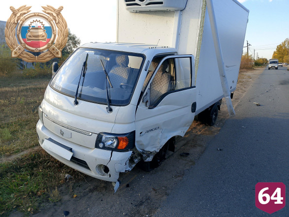 Мотоциклист пострадал в тройной аварии в Энгельсе