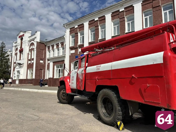 Пожарные эвакуировали из здания вокзала 40 человек 