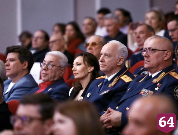 Президент наградил саратовского следователя медалью