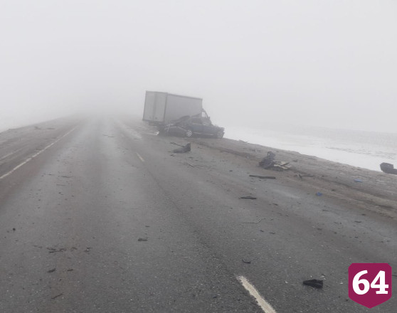 Мужчина погиб в массовой аварии с мусоровозом под Саратовом