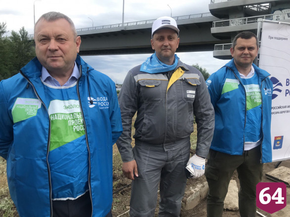 Министр для повышения эффективности переобулся и ушел в камыши