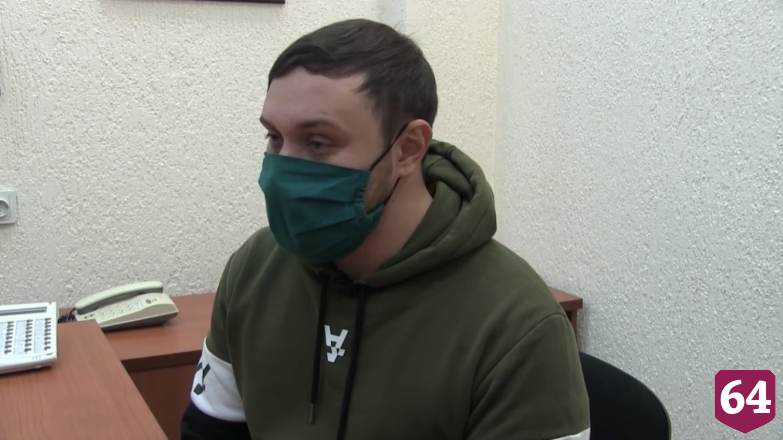 «Подполковник полиции» обманул саратовца на полмиллиона рублей