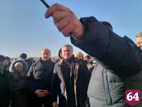 Под Саратовом спустя 15 лет возобновили строительство школы 