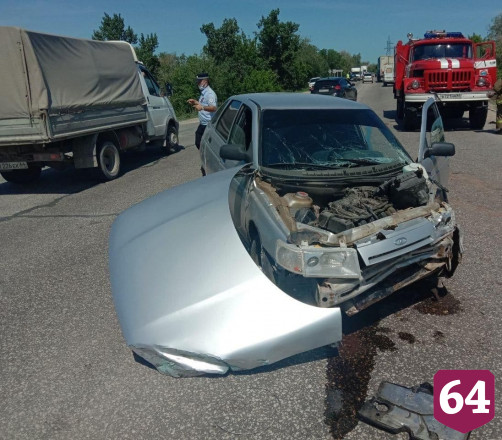 Автоледи устроила ДТП с внедорожником и попала с пассажиркой в больницу