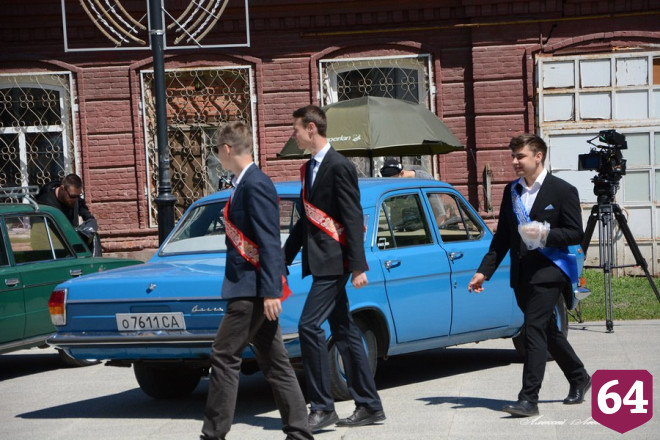 Никита Кологривый вместе с поклонниками кричал «Саратов»