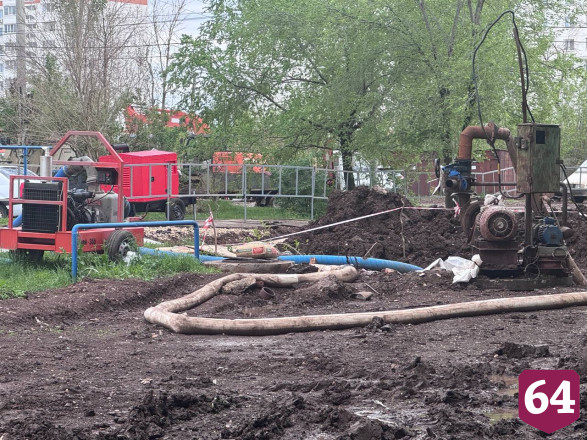 В Энгельсе в два раза увеличат количество машин по подвозу воды