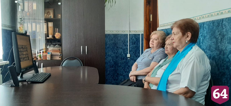 Саратовцы выходят в онлайн с рассказами о волонтерстве