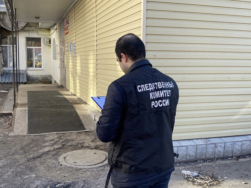 Обгоревший на пожаре под Саратовом пенсионер умер в больнице