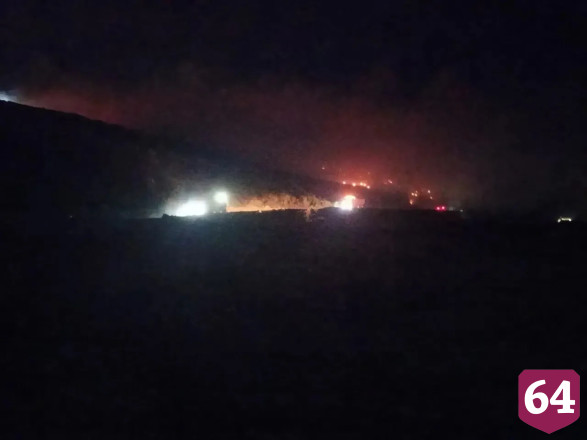 Тушение мусора на полигоне в Энгельсе продолжается без перерыва