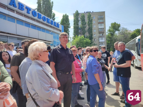 Саратовцы после отпуска отправились в зону спецоперации