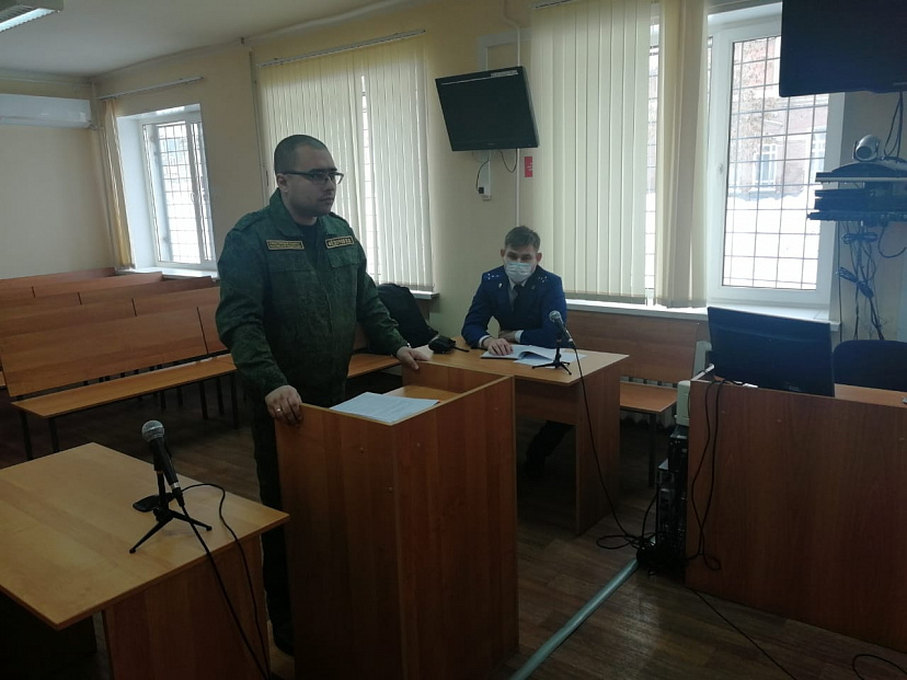 Мужчина разбил пенсионеру лицо за частые просьбы одолжить денег