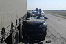 Водитель и пассажир легковушки покалечились в ДТП с фурой